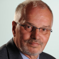  Clemens Henn